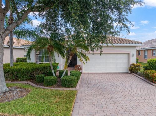 4211 64th Ave E, SARASOTA, FL, 34243-7938 | Card Image