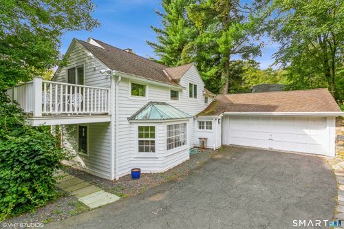 95 Peaceable St, Redding, CT, 06896-3108 | Card Image