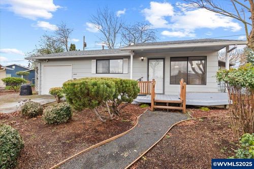 1444 Umpqua Ct, Woodburn, OR, 97071-2405 | Card Image