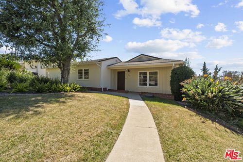 100 E Kenneth Rd, Glendale, CA, 91207-1320 | Card Image