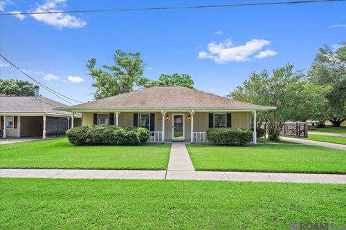 3453 39th St, Zachary, LA, 70791-4457 | Card Image