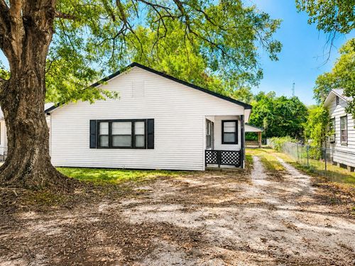 1113 Railroad St, Silsbee, TX, 77656-3943 | Card Image