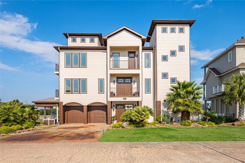 26 Half Moon, Hitchcock, TX, 77563-3687 | Card Image