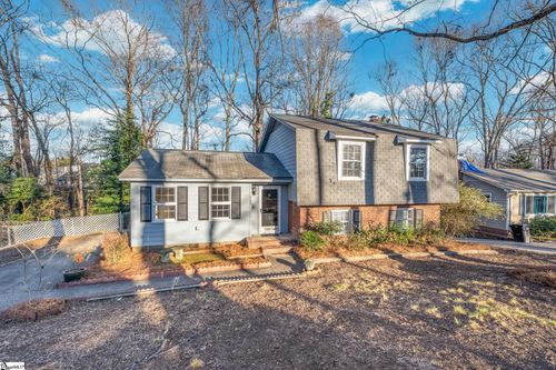 125 Newgate Dr, Simpsonville, SC, 29681-2106 | Card Image