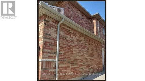 one-room-373 Arrowsmith Drive, Mississauga (Meadowvale Village), ON, L5W1V3 | Card Image