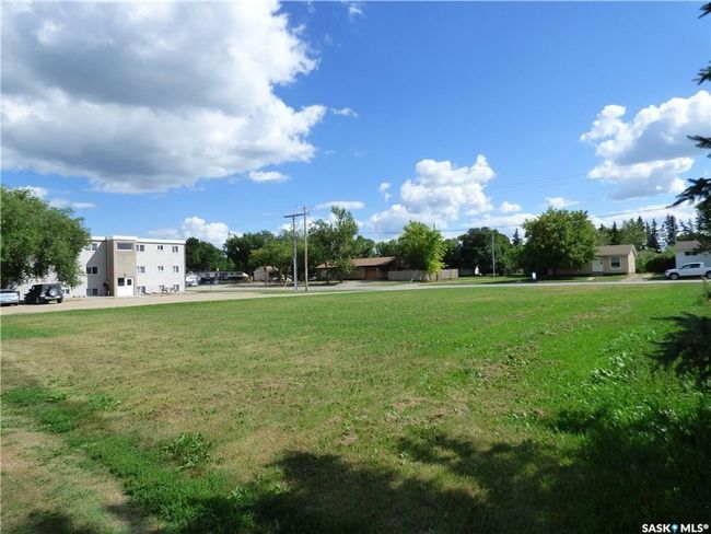 1050 Veterans Ave, Home with 0 bedrooms, 0 bathrooms and null parking in Esterhazy SK | Image 6