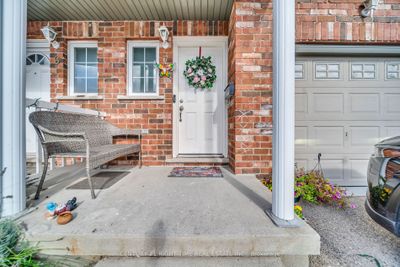 7 - 975 Strasburg Rd, Condo with 3 bedrooms, 3 bathrooms and 2 parking in Kitchener ON | Image 2