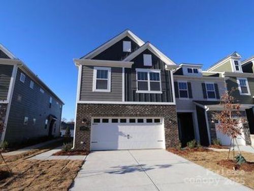 5034 Falstone Dr, Charlotte, NC, 28269-0298 | Card Image