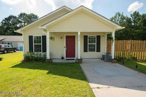 311 Snow Bell Ct, Richlands, NC, 28574-7456 | Card Image