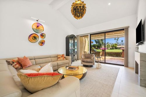 201 Las Lomas, Palm Desert, CA, 92260-2137 | Card Image