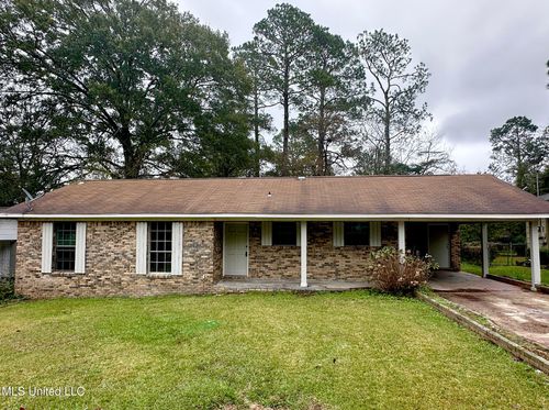 109 11th St, Mccomb, MS, 39648-4501 | Card Image