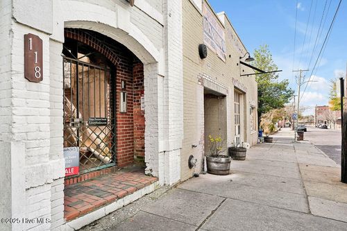 apt-9-118 Dock St, Wilmington, NC, 28401-8400 | Card Image