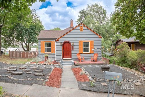 303 N Jefferson, Moscow, ID, 83843 | Card Image