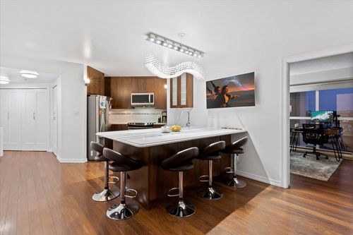 1401-907 Beach Ave, Vancouver, BC, V6Z2R3 | Card Image