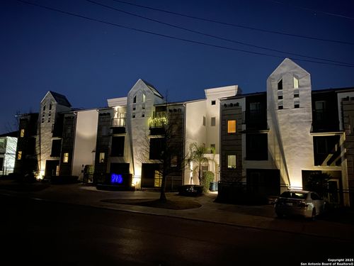 unit-e-215 Annie, San Antonio, TX, 78212-2872 | Card Image