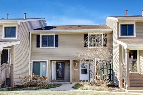 181 Fabish Dr, Buffalo Grove, IL, 60089-1584 | Card Image
