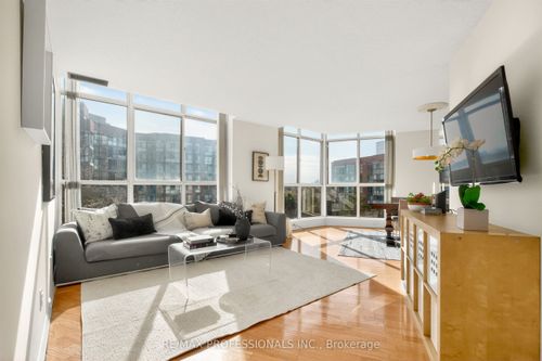 620-20 Southport St, Toronto, ON, M6S4Y8 | Card Image