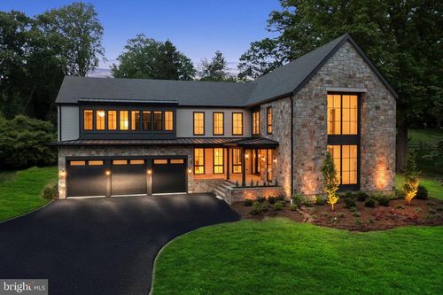 913 Drexel Ln, BRYN MAWR, PA, 19010-2211 | Card Image