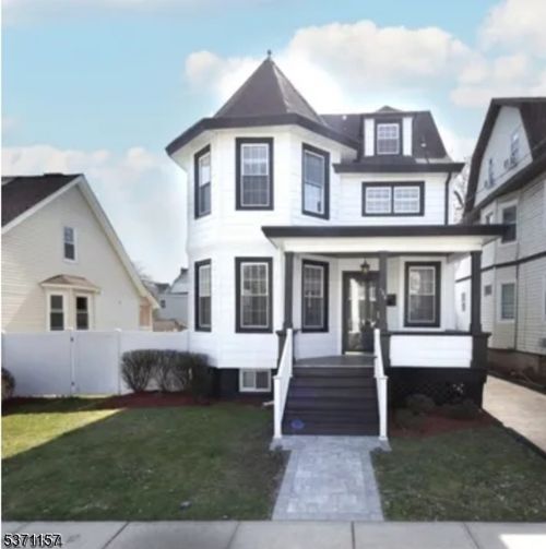 100 Riggs Pl, West Orange, NJ, 07052-5212 | Card Image