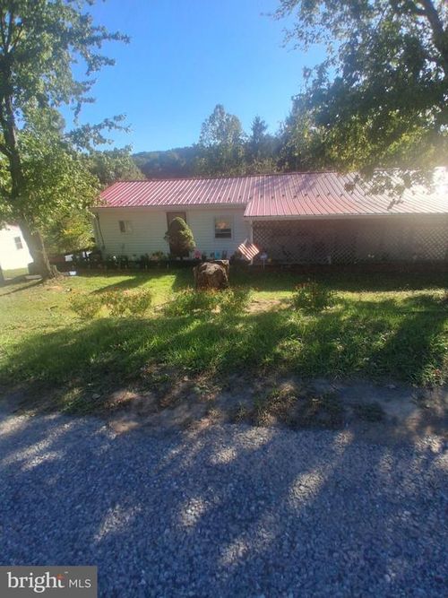 702 Dollar Ln, Bunker Hill, WV, 25413-2696 | Card Image