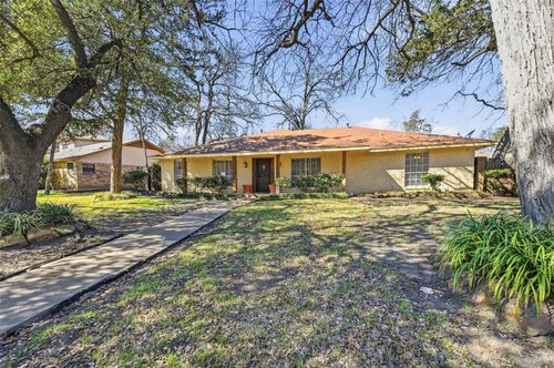 3764 Kiest Valley Pkwy, Dallas, TX, 75233-1635 | Card Image