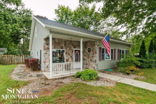 2006 S Riverside Ave, East China, MI, 48054-1568 | Card Image