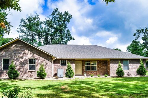 122 Crestview Ln, Malvern, AR, 72104-6795 | Card Image