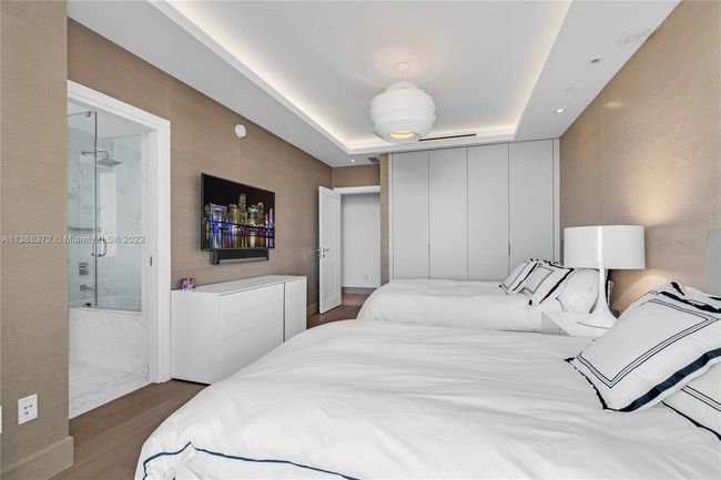 UNIT-1002S - 360 Ocean Dr, Condo with 4 bedrooms, 6 bathrooms and null parking in Key Biscayne FL | Image 30