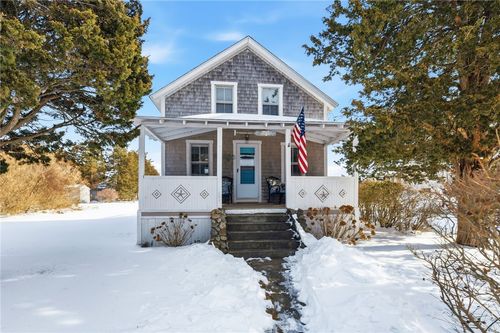 27 Benson Ave, Westerly, RI, 02891-5302 | Card Image