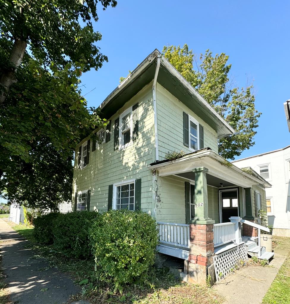 College Ave, Elmira, NY 14901