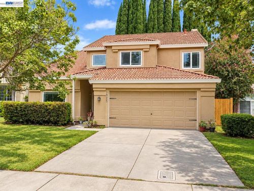 1825 Mark Mead Ln, Modesto, CA, 95356-0972 | Card Image