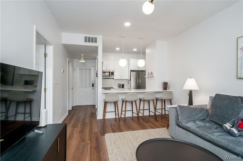 203-708 11th St, Tuscaloosa, AL, 35401-3181 | Card Image