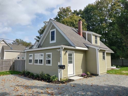 20 Benton St, Middleboro, MA, 02346-2308 | Card Image
