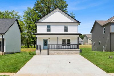 1142 Tybee Dr, House other with 3 bedrooms, 2 bathrooms and 2 parking in Clarksville TN | Image 1