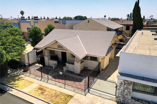 2528 E 54th St, Huntington Park, CA, 90255-2547 | Card Image