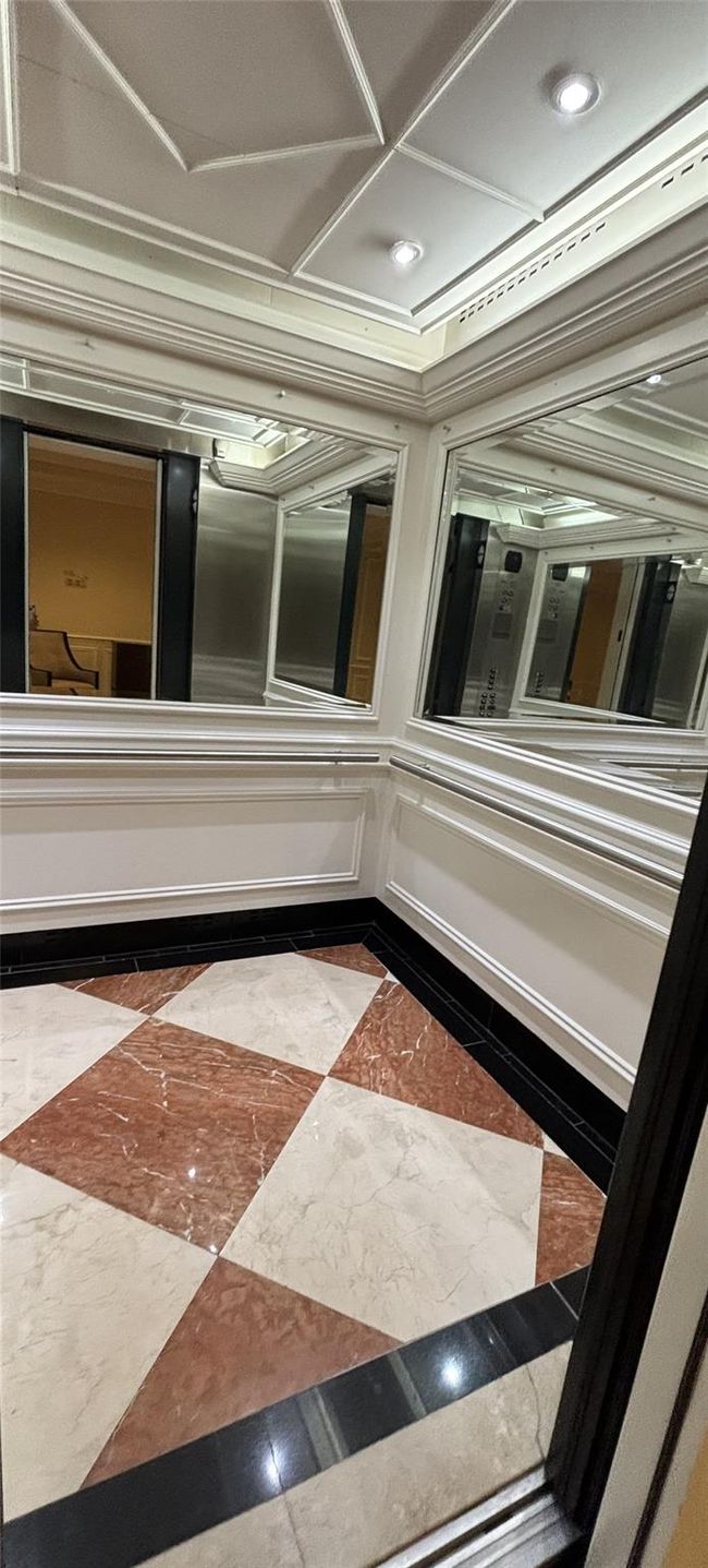Elevator | Image 21