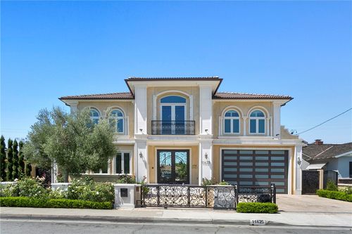 11425 178th St, Artesia, CA, 90701-3827 | Card Image