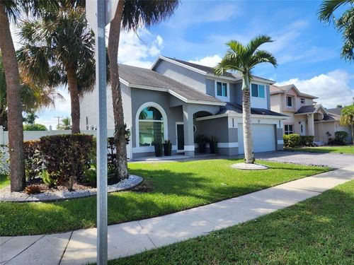 9700 Sw 16th Ct, Pembroke Pines, FL, 33025-3661 | Card Image