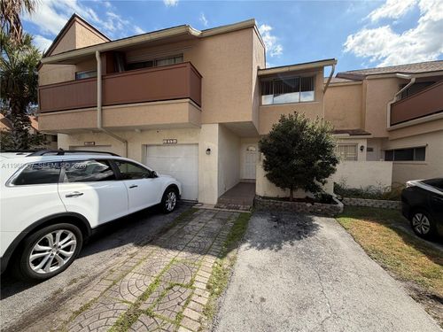 853 Nw 81st Ter, Plantation, FL, 33324-1209 | Card Image