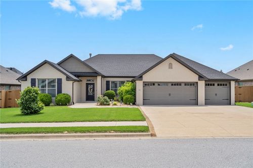 531 Chaparral St, Centerton, AR, 72719-5035 | Card Image