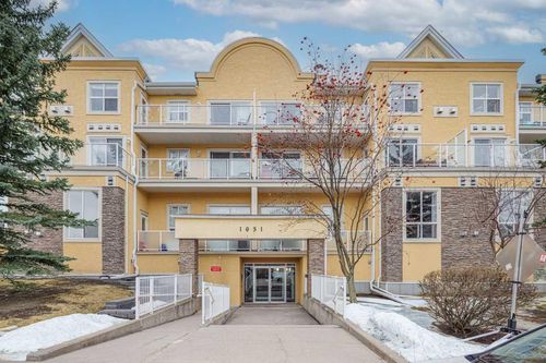 213-1631 28 Ave Sw, Calgary, AB, T2T1J5 | Card Image