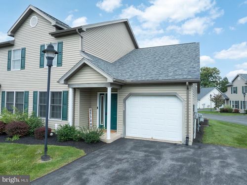 128 Winchester Ct, STATE COLLEGE, PA, 16801-8618 | Card Image