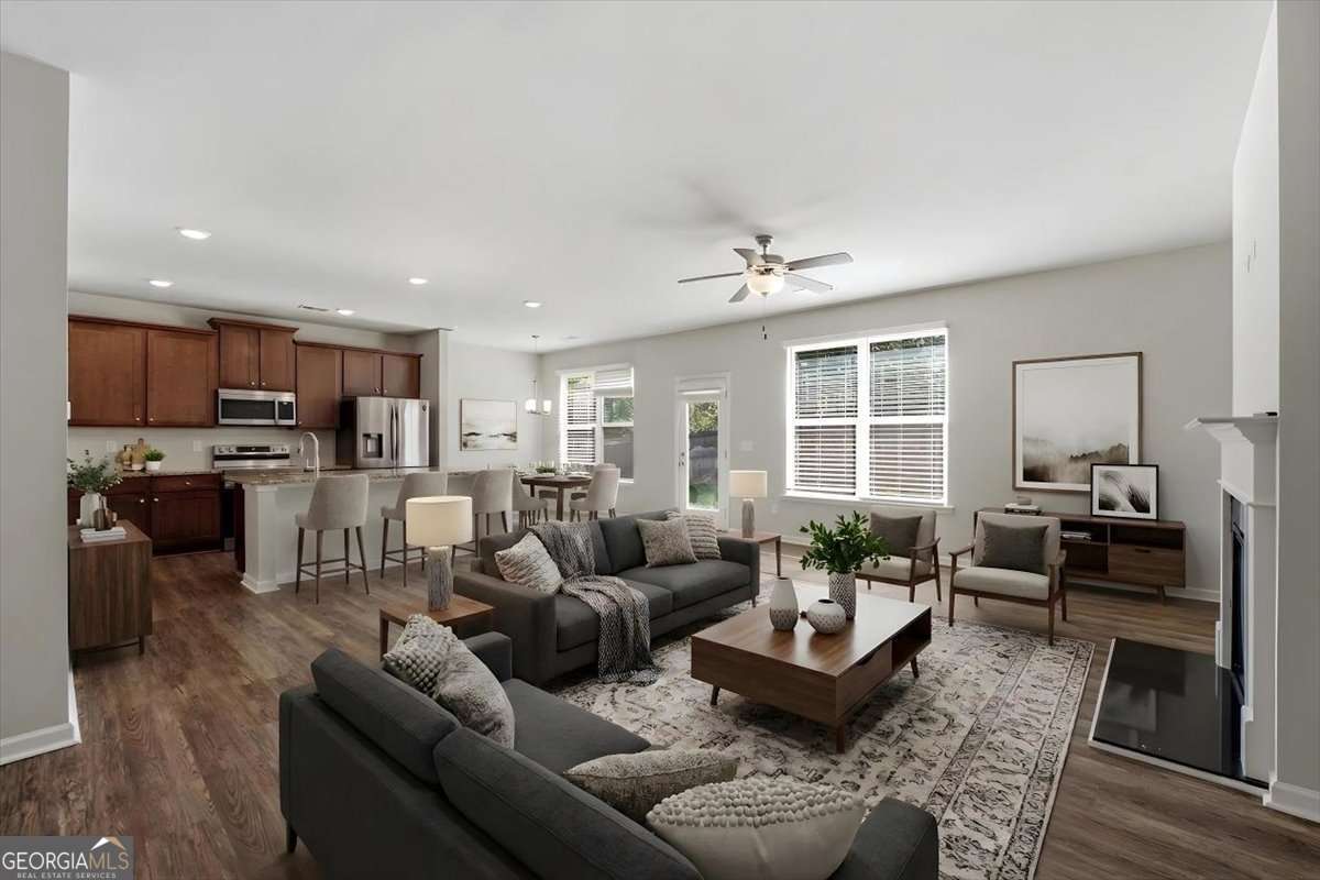 Residential in Calhoun 5