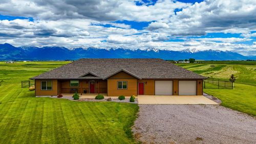 40800 Stinger Rd, Ronan, MT, 59864-8200 | Card Image