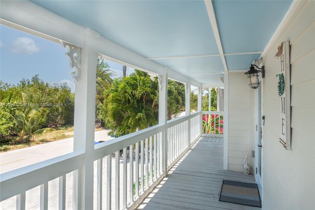 885 Hawksbill Ln, House other with 3 bedrooms, 2 bathrooms and null parking in Sugarloaf FL | Image 7