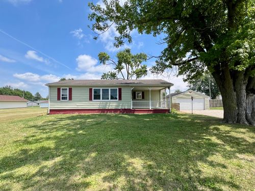 1309 1st Ave, Tilton, IL, 61832-7601 | Card Image