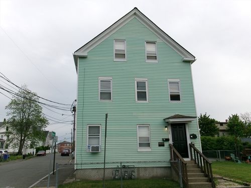 40 Adams St, Taunton, MA, 02780-7438 | Card Image