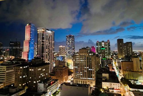 2501-50 Biscayne Blvd, Miami, FL, 33132-2936 | Card Image