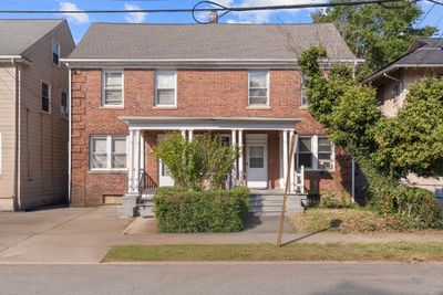 219 Willow Street, House other with 5 bedrooms, 1 bathrooms and null parking in Bridgeport CT | Image 1