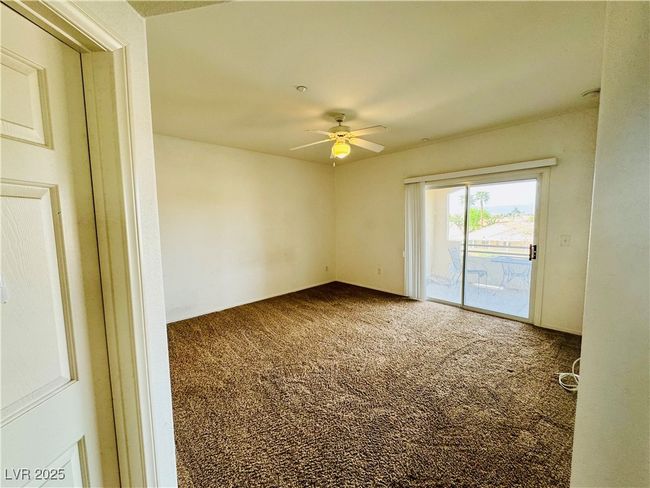 UNIT-1325 - 833 Aspen Peak Loop, Condo with 2 bedrooms, 2 bathrooms and null parking in Henderson NV | Image 13
